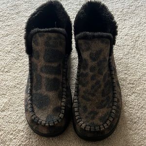 Cheetah hey dude boots